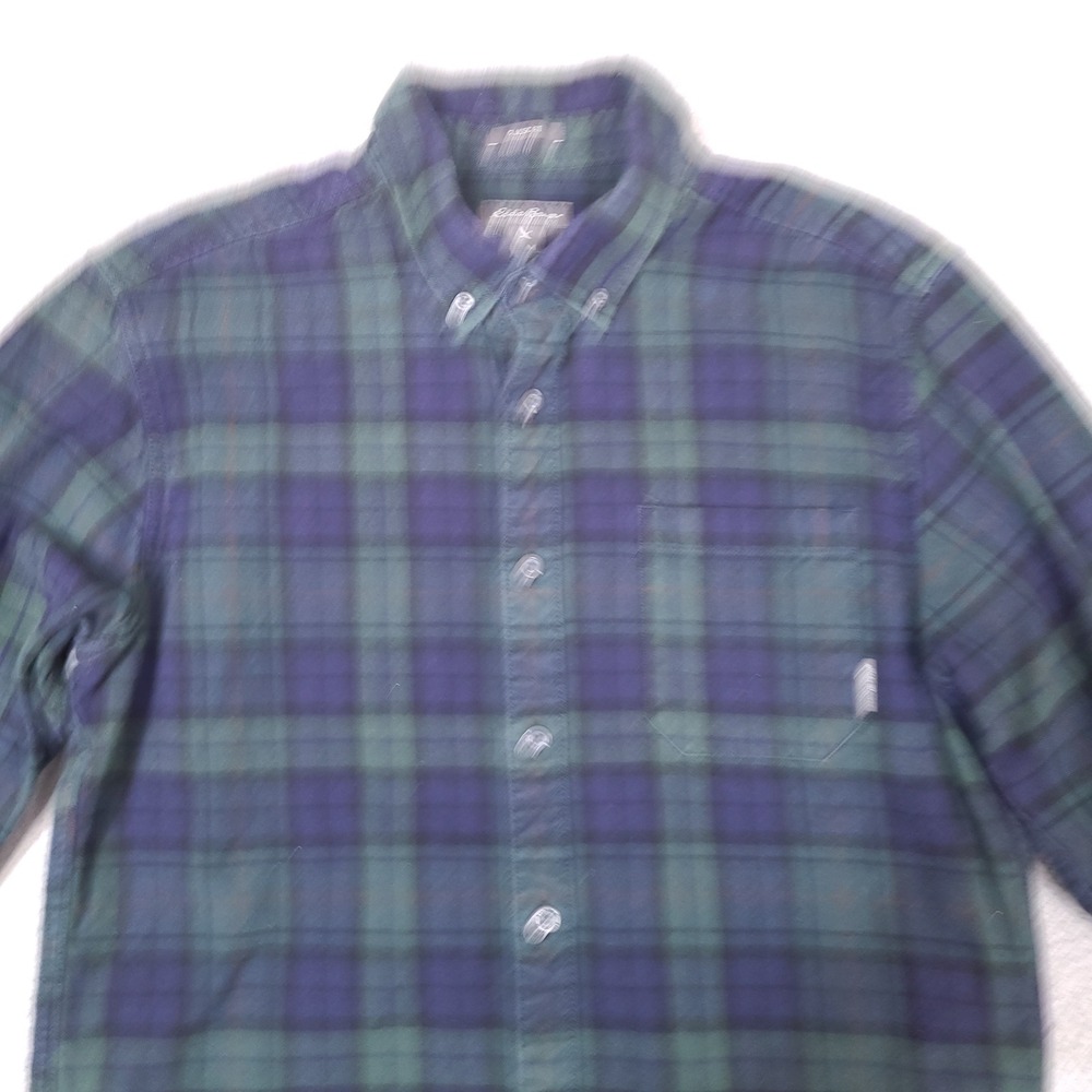 Eddie Bauer Flannel Shirt Mens Medium Green Blue Plaid Classic Fit *Read